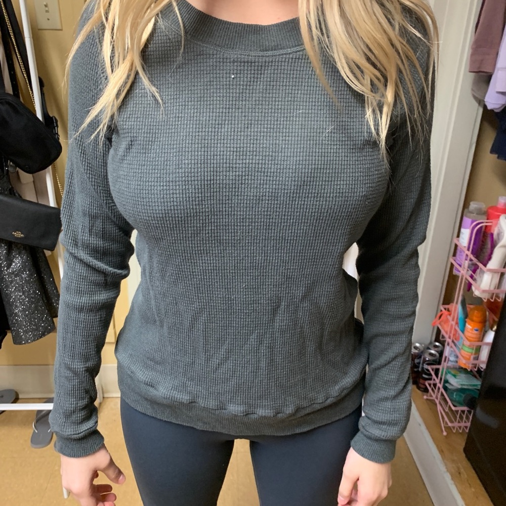 Aritzia grey waffle top